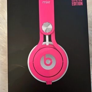 Limited Edition Beats Mixr Barbie Pink! Beats By Dre